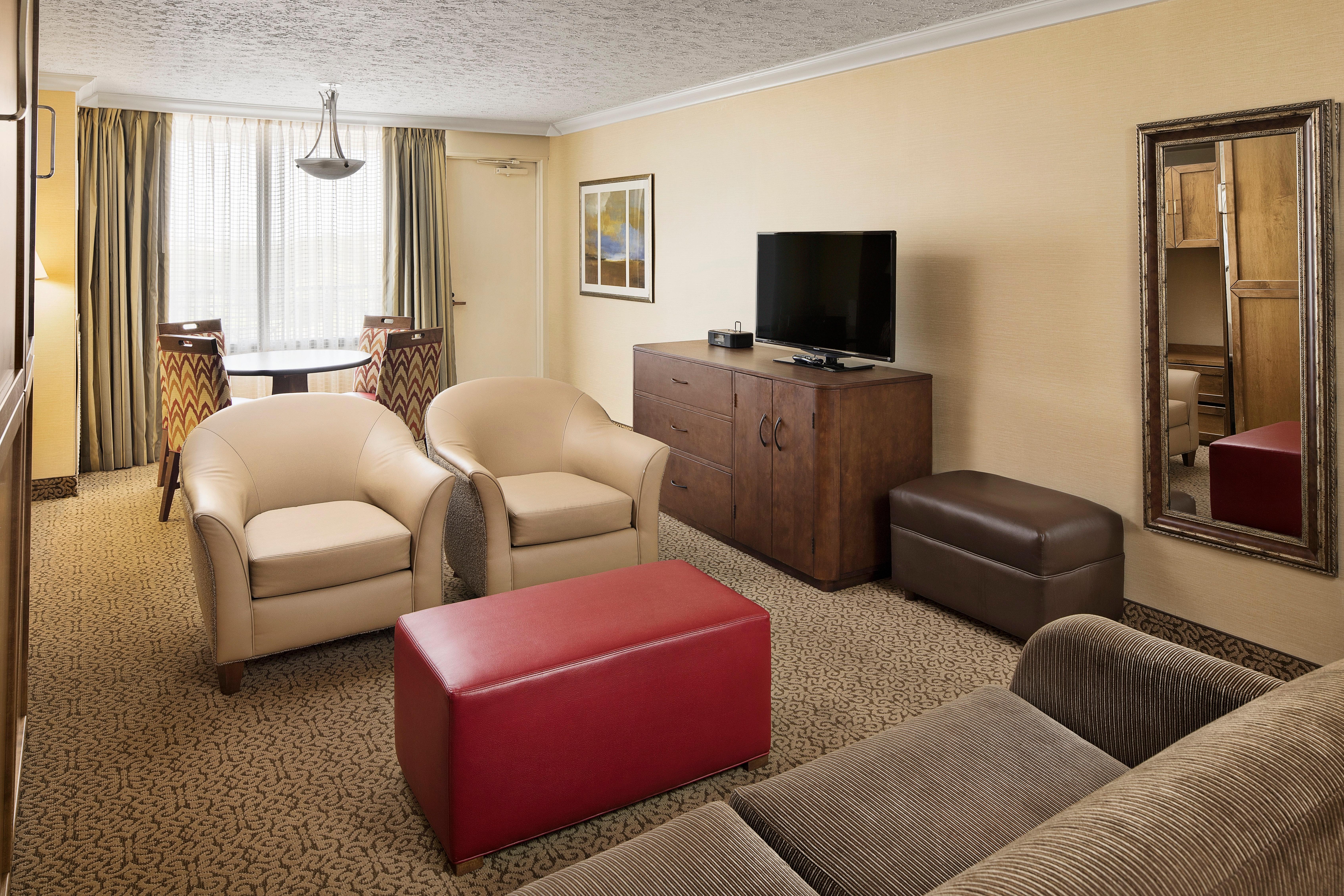 Crowne Plaza Louisville Airport Expo Ctr By Ihg Экстерьер фото