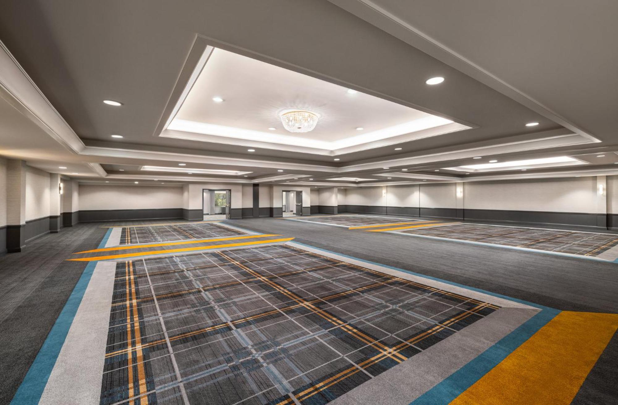 Crowne Plaza Louisville Airport Expo Ctr By Ihg Экстерьер фото